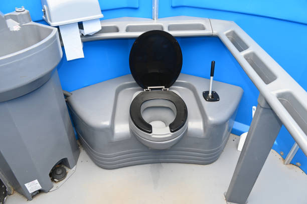 Best Portable restroom trailer rental  in Laredo, TX